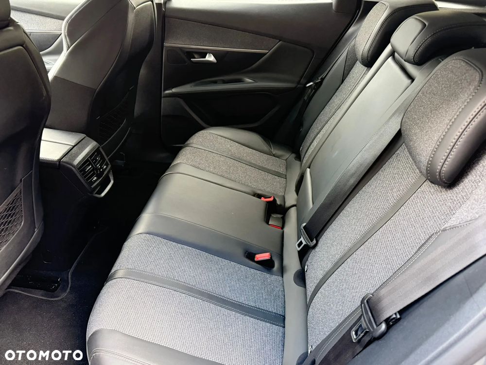 Peugeot 3008 1.5 BlueHDi GT S&S EAT8 - 12
