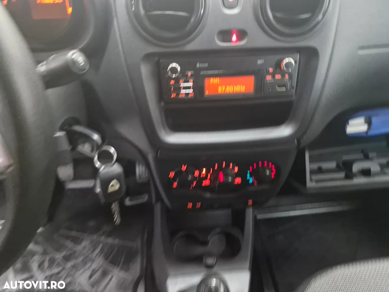 Dacia Dokker 1.5 dCi 90 CP Laureate - 17