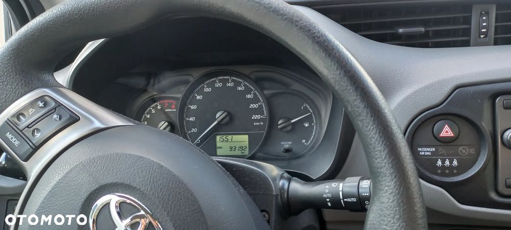 Toyota Yaris 1.5 Active - 5