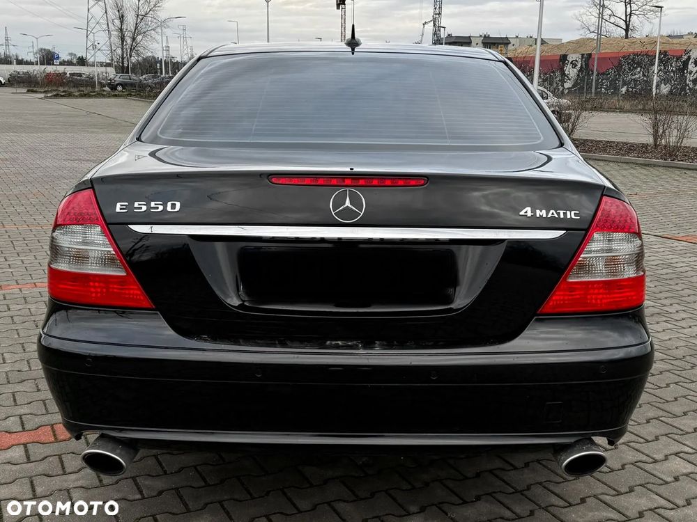 Mercedes-Benz Klasa E 500 4-Matic Avantgarde - 4