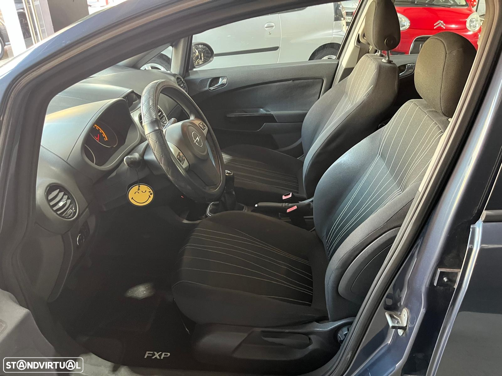 Opel Corsa 1.3 CDTi Enjoy - 10