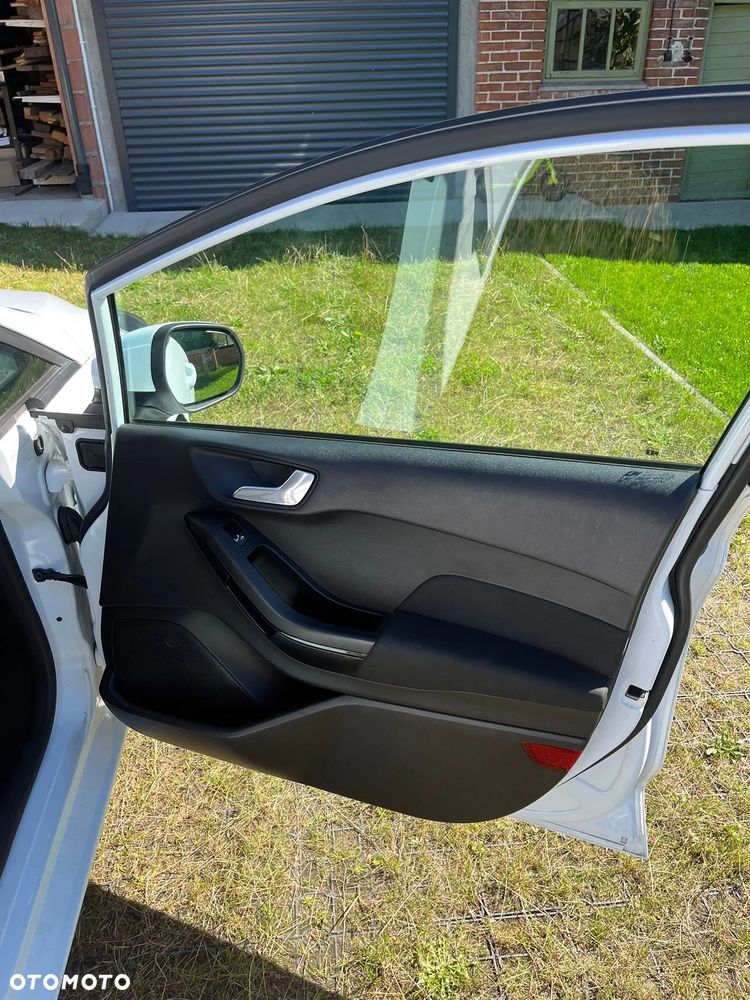 Ford Fiesta 1.1 SYNC Edition - 10
