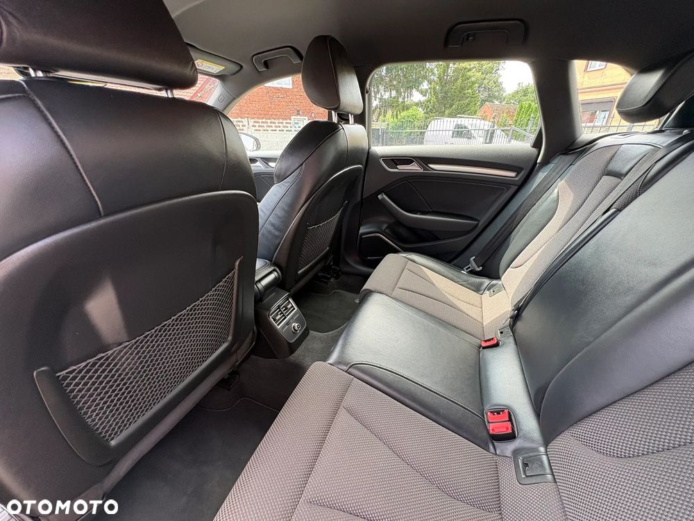 Audi A3 Sportback - 17