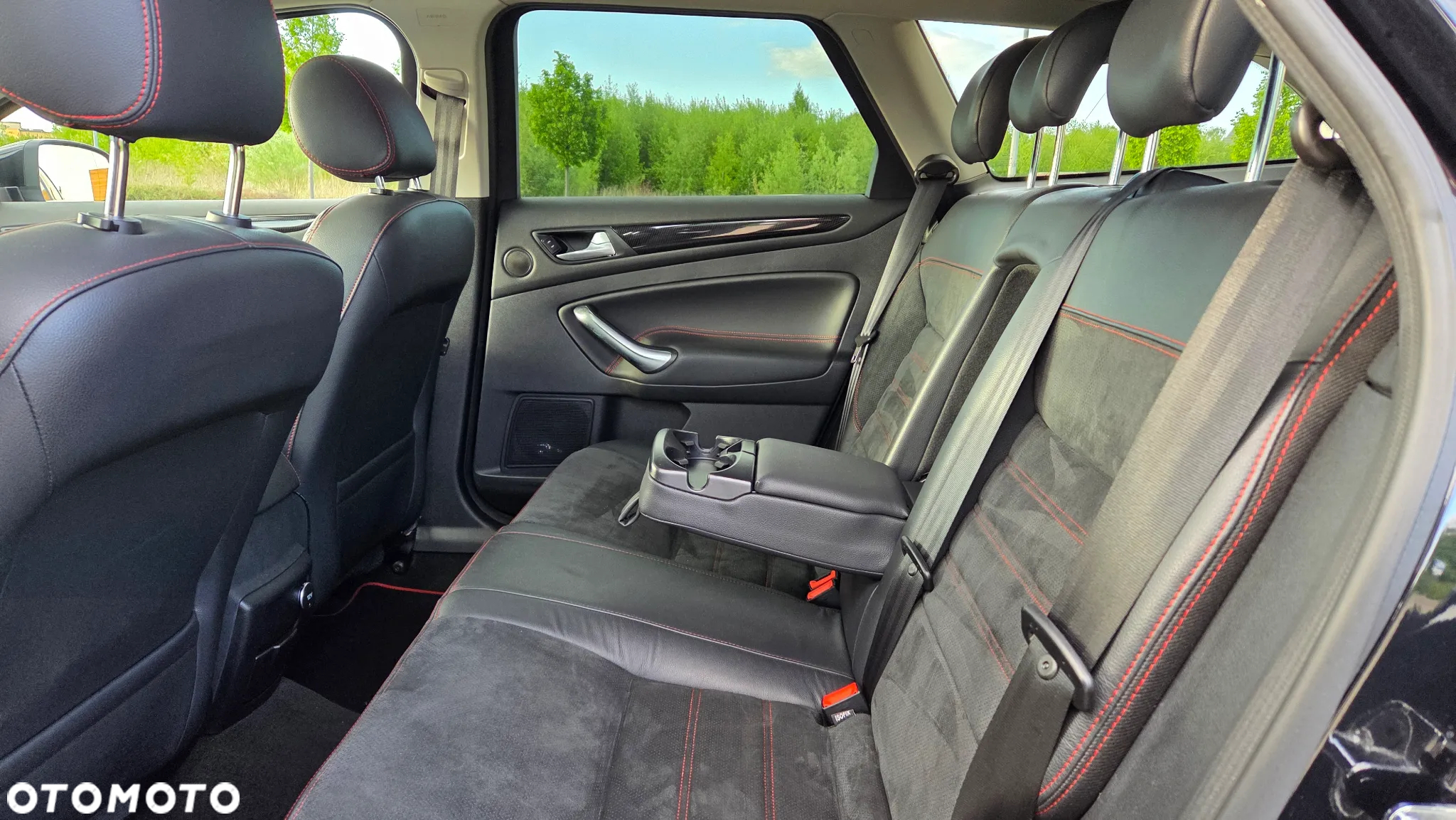 Ford Mondeo 2.0 TDCi Titanium - 19