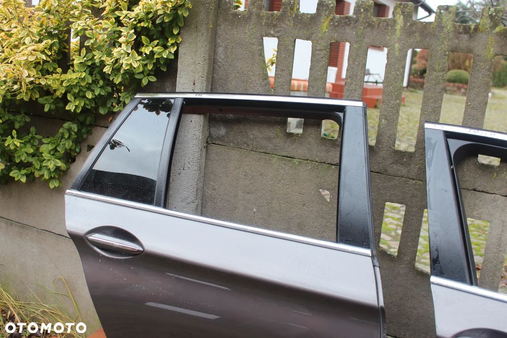 DRZWI TYLNE PRAWE BMW F11 A17 2012 - 16