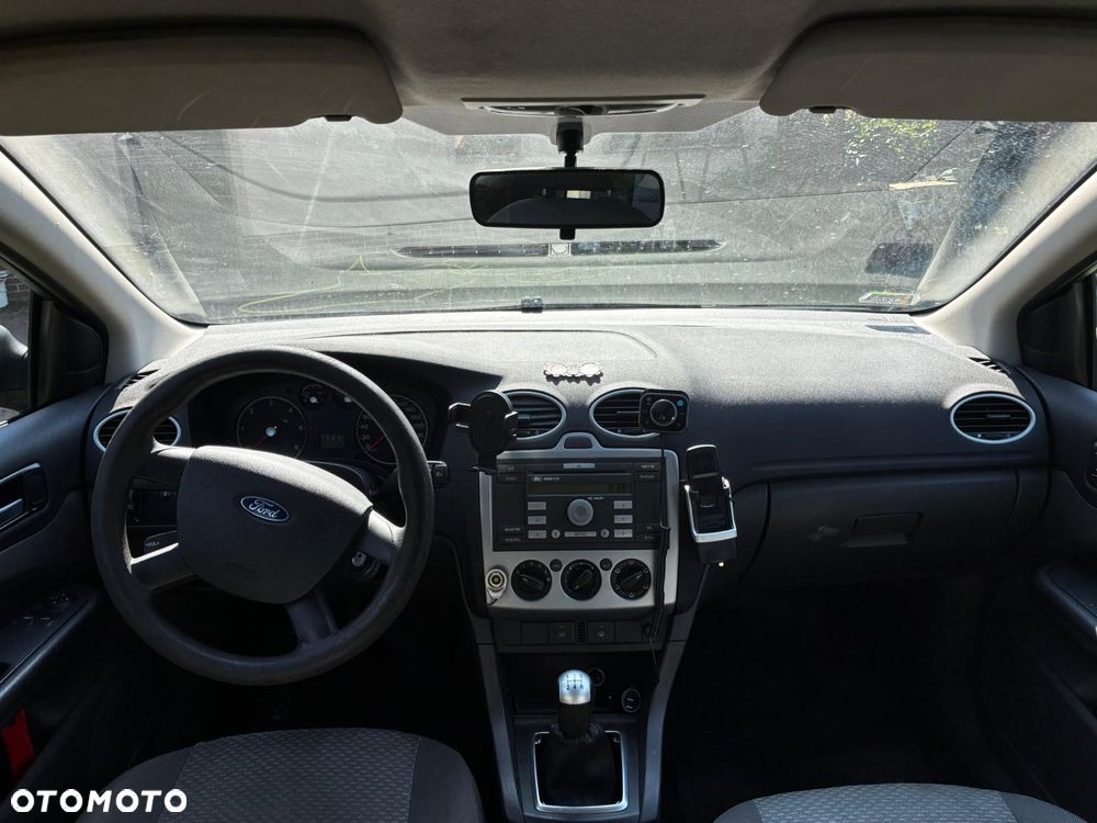 Ford Focus 1.6 TDCi Ambiente - 5