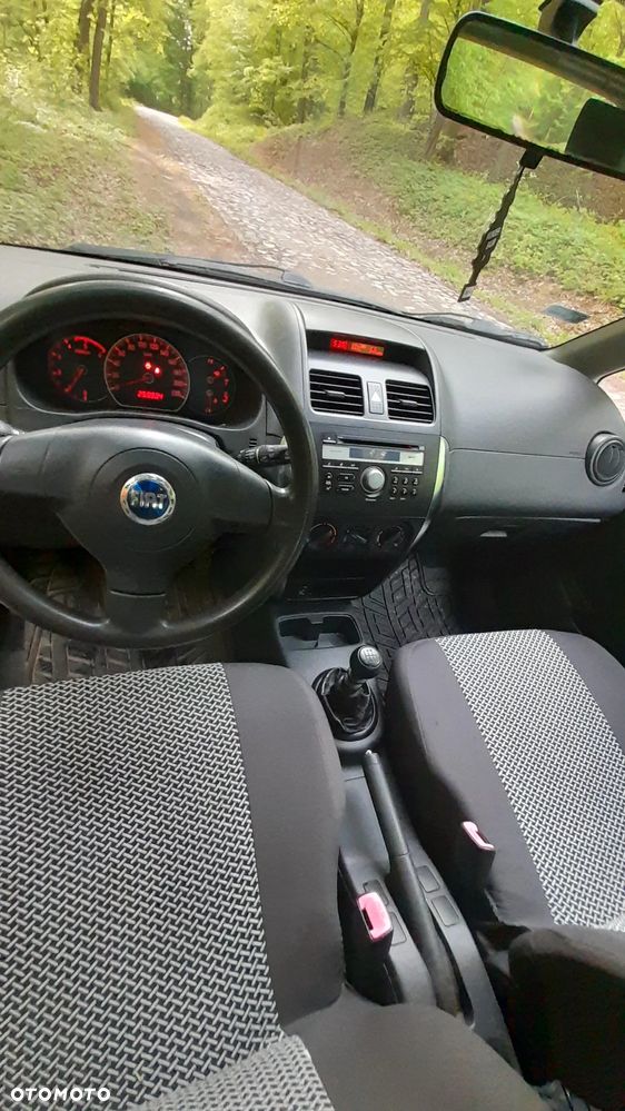Fiat Sedici 1.9 Multijet 4x2 Dynamic Plus - 4