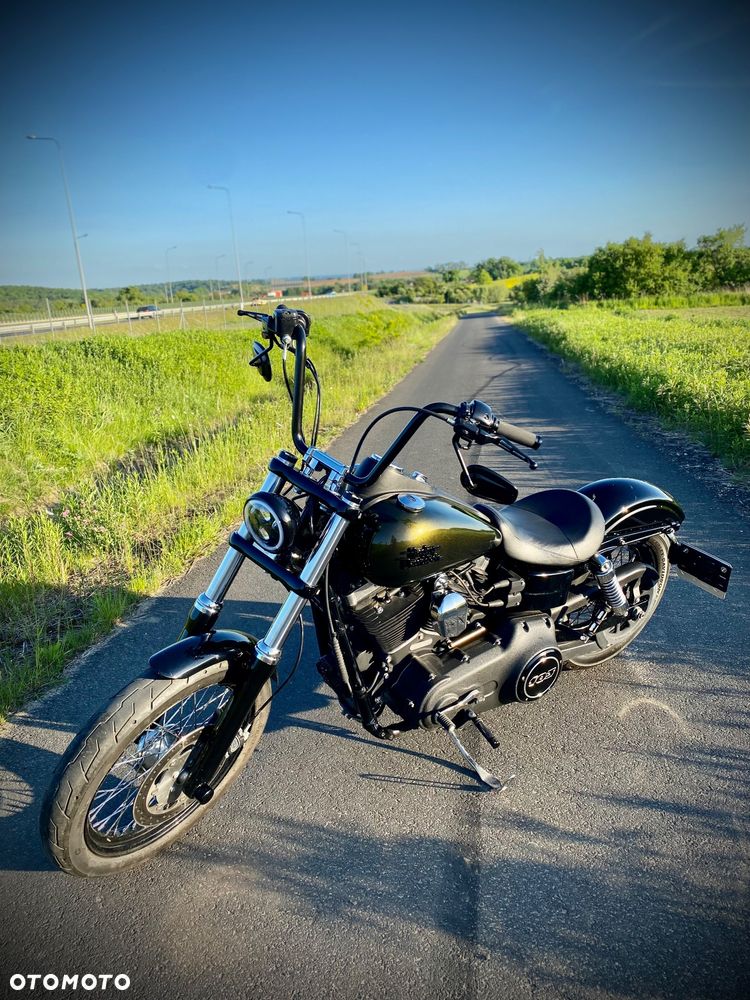 Harley-Davidson Dyna Street Bob - 13
