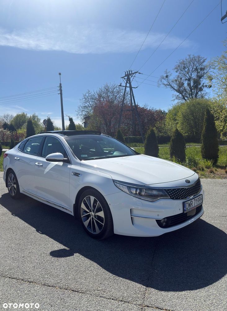 Kia Optima 2.0 XL - 1