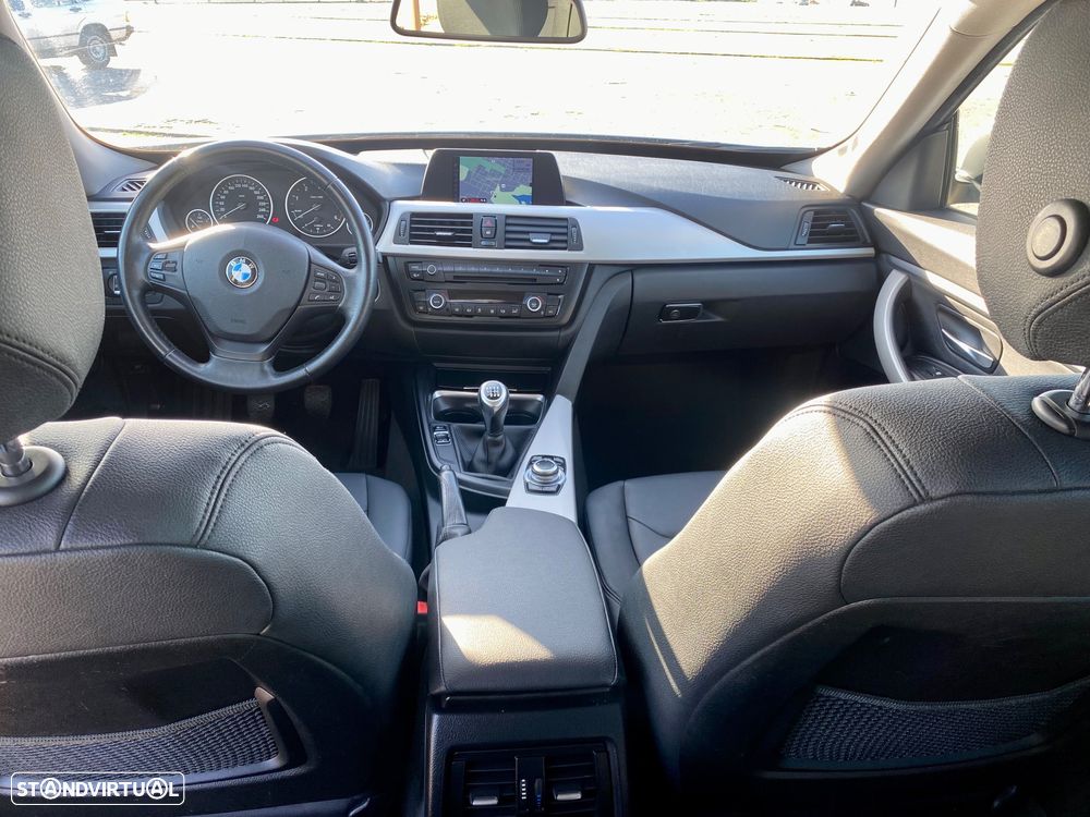 BMW 318 Gran Turismo d Sport Line - 6