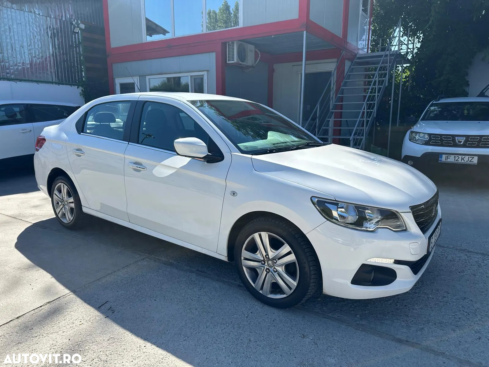 Peugeot 301 1.6 BlueHDI FAP Active - 3