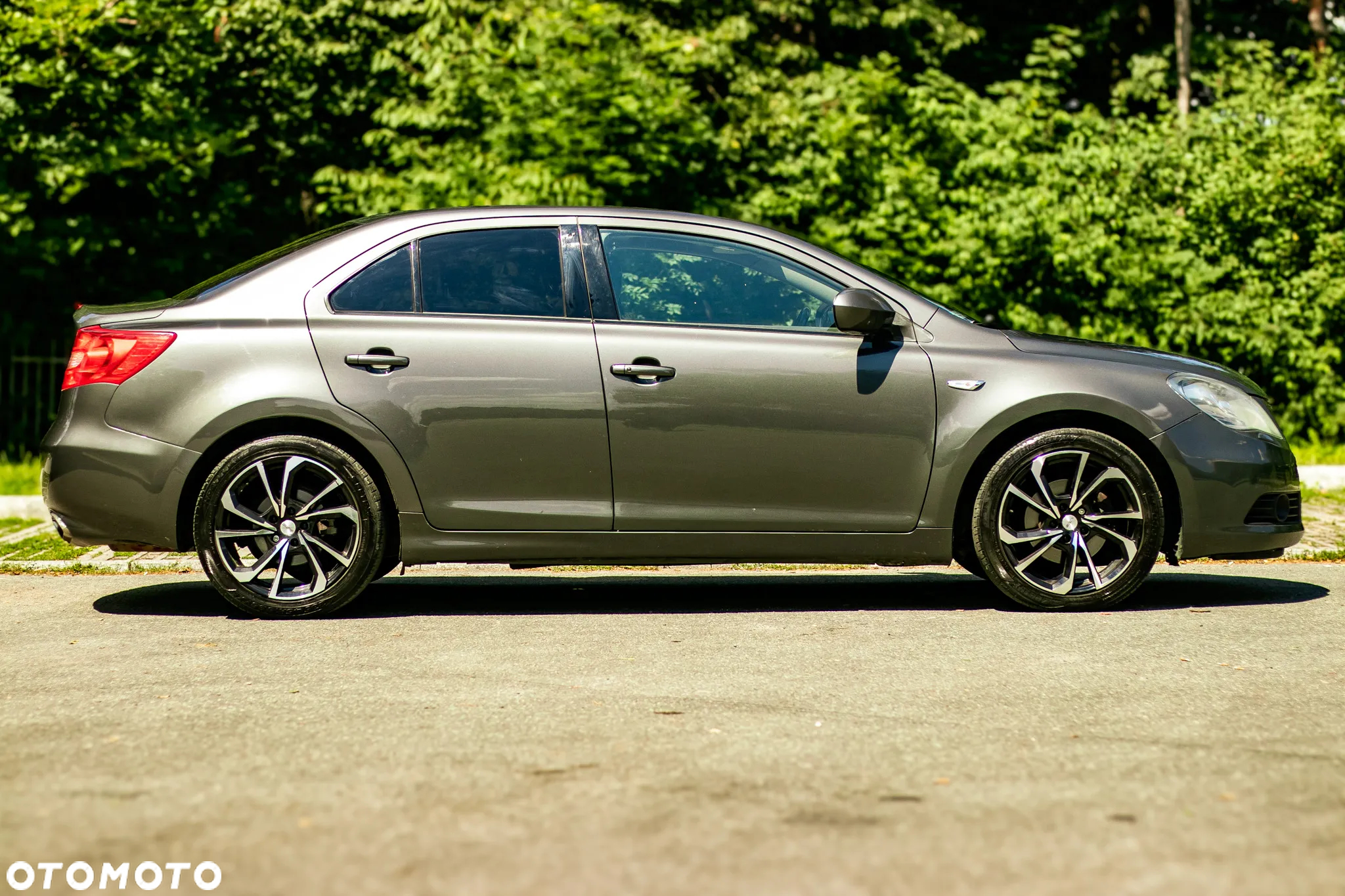 Suzuki Kizashi 2.4 Sport 4WD CVT - 7