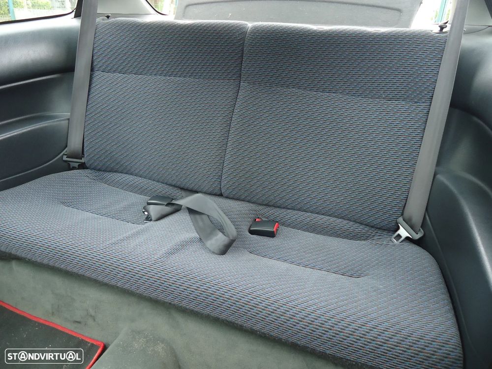 Honda Civic 1.4i S - 8