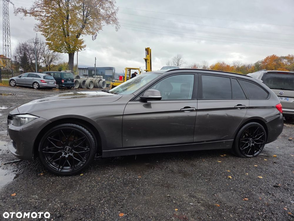 BMW 3 Series 2015 photo 3