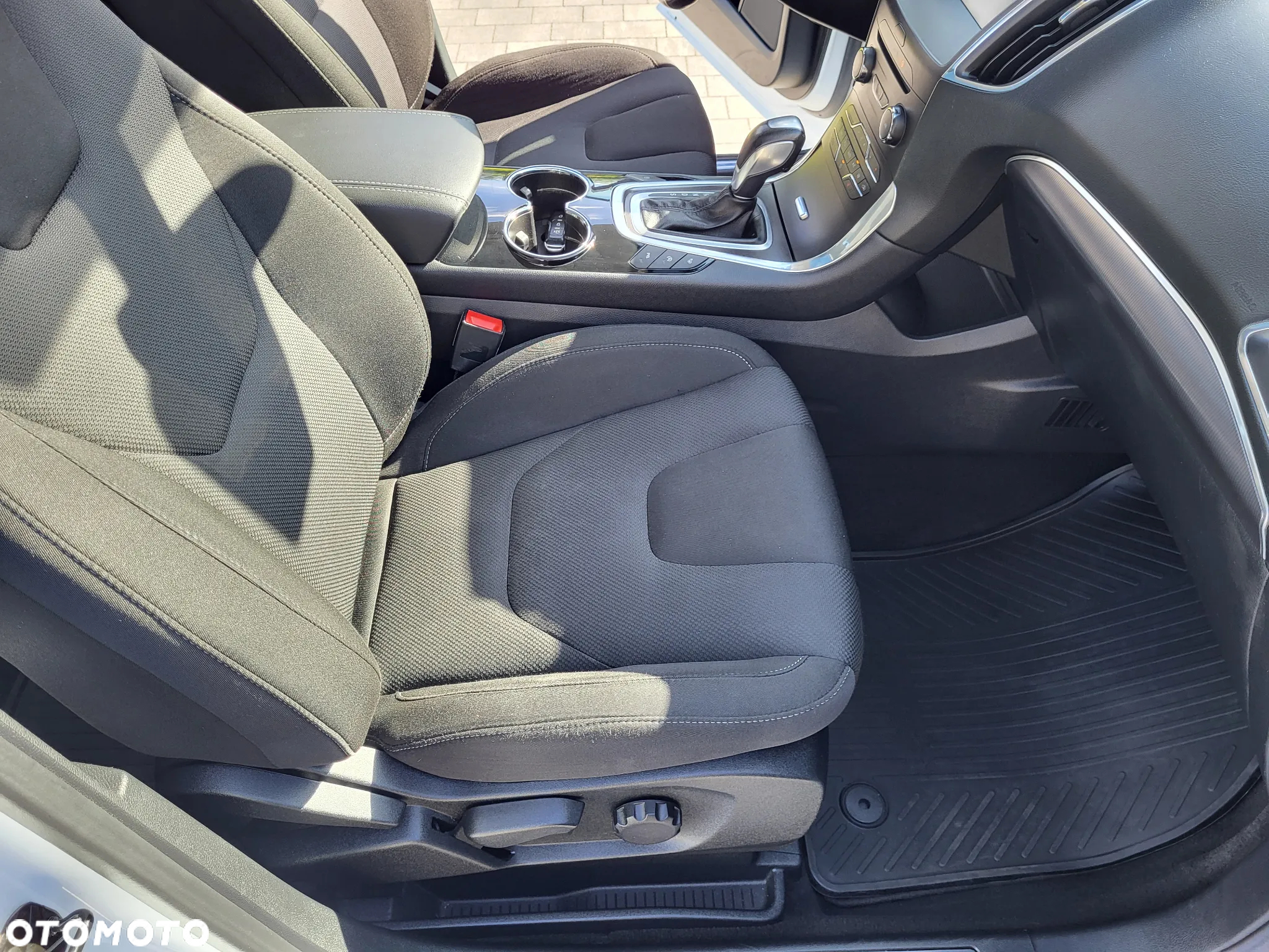 Ford S-Max 2.0 EcoBlue Titanium - 14