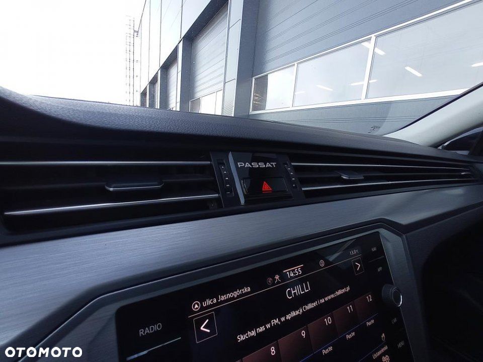 Volkswagen Passat - 28