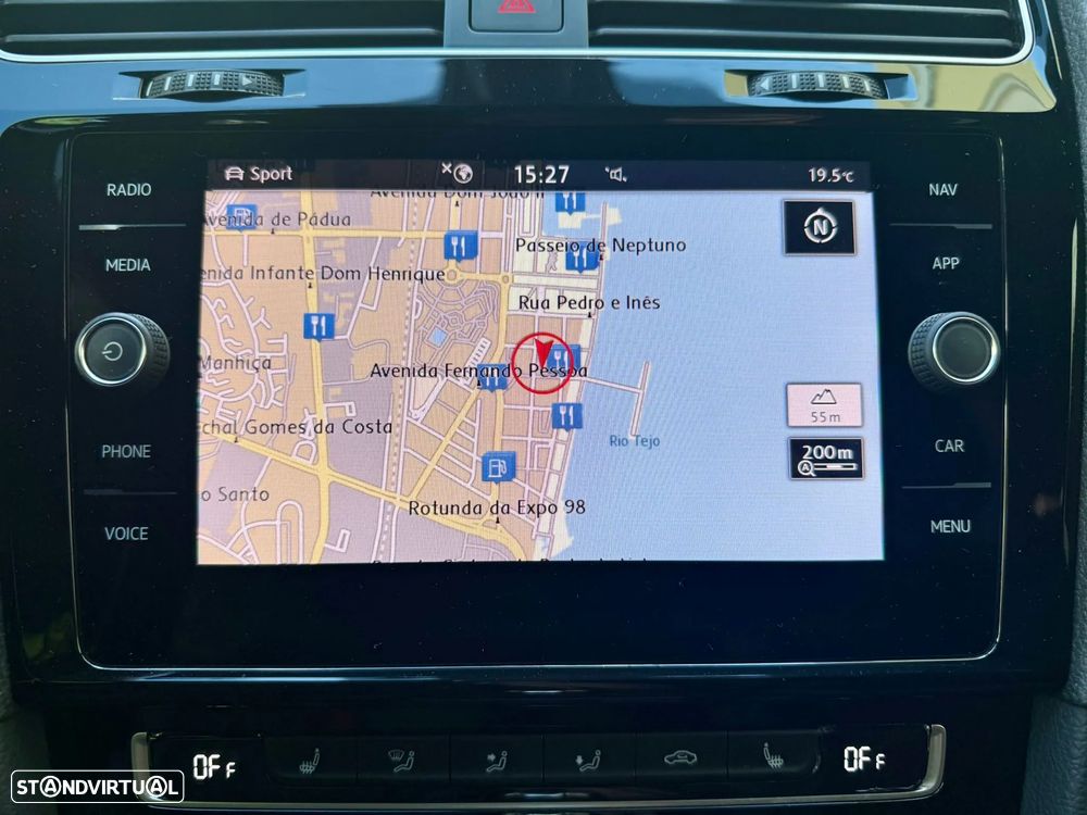 VW Golf R 4Motion BlueMotion DSG - 3