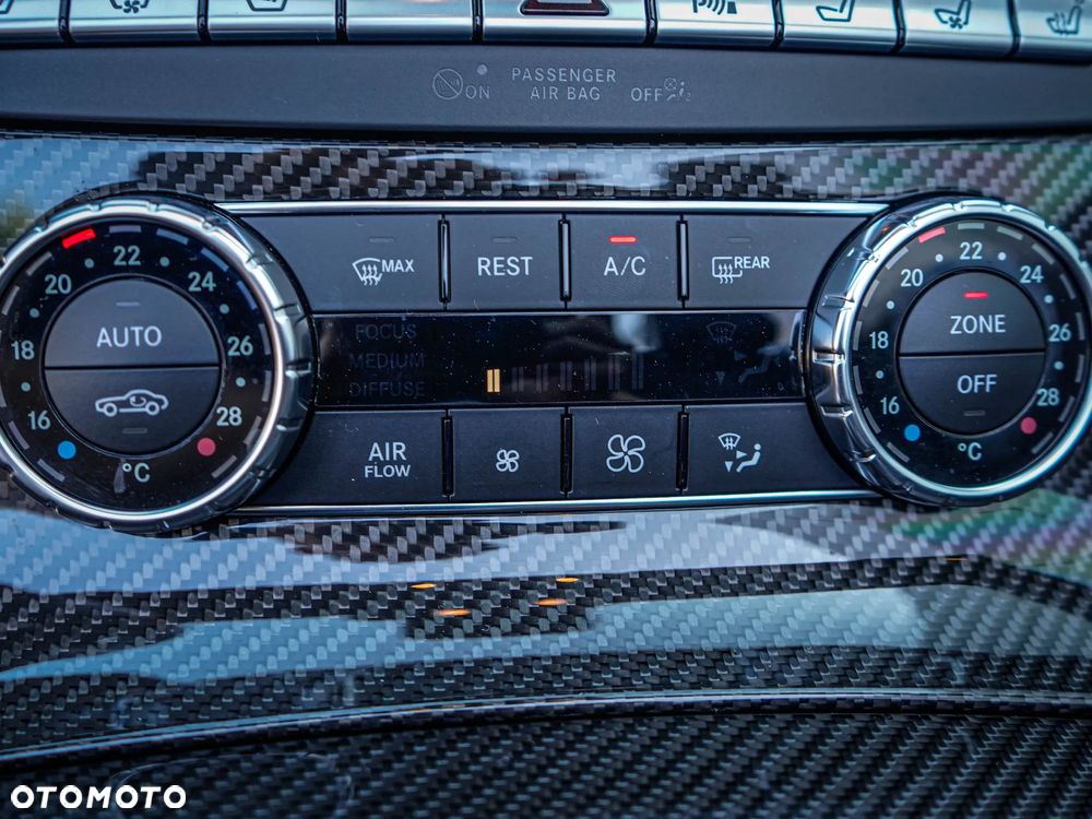 Mercedes-Benz SL 65 AMG - 22