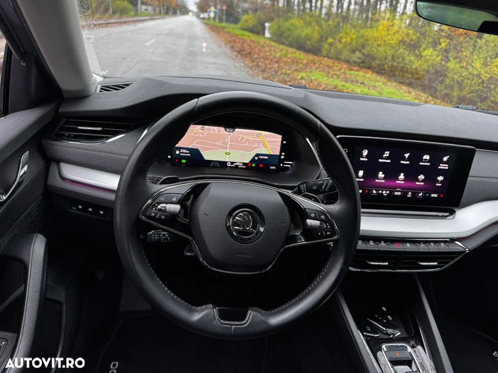 Skoda Octavia Combi 2.0 TDI DSG Exclusive Plus - 29