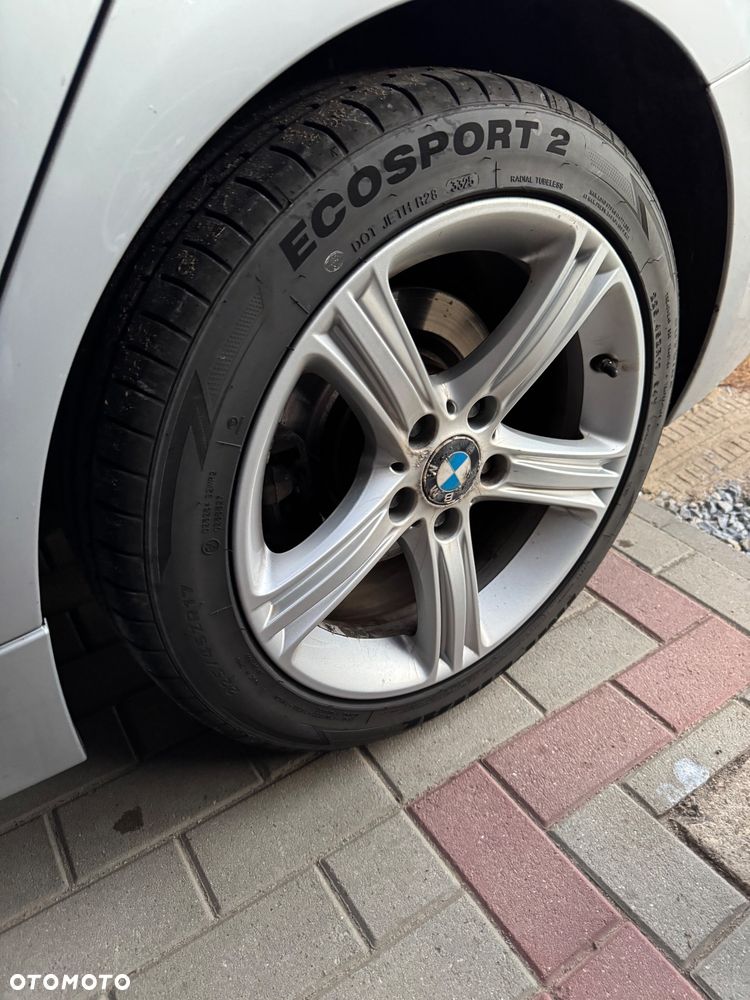 BMW Seria 3 318d - 10