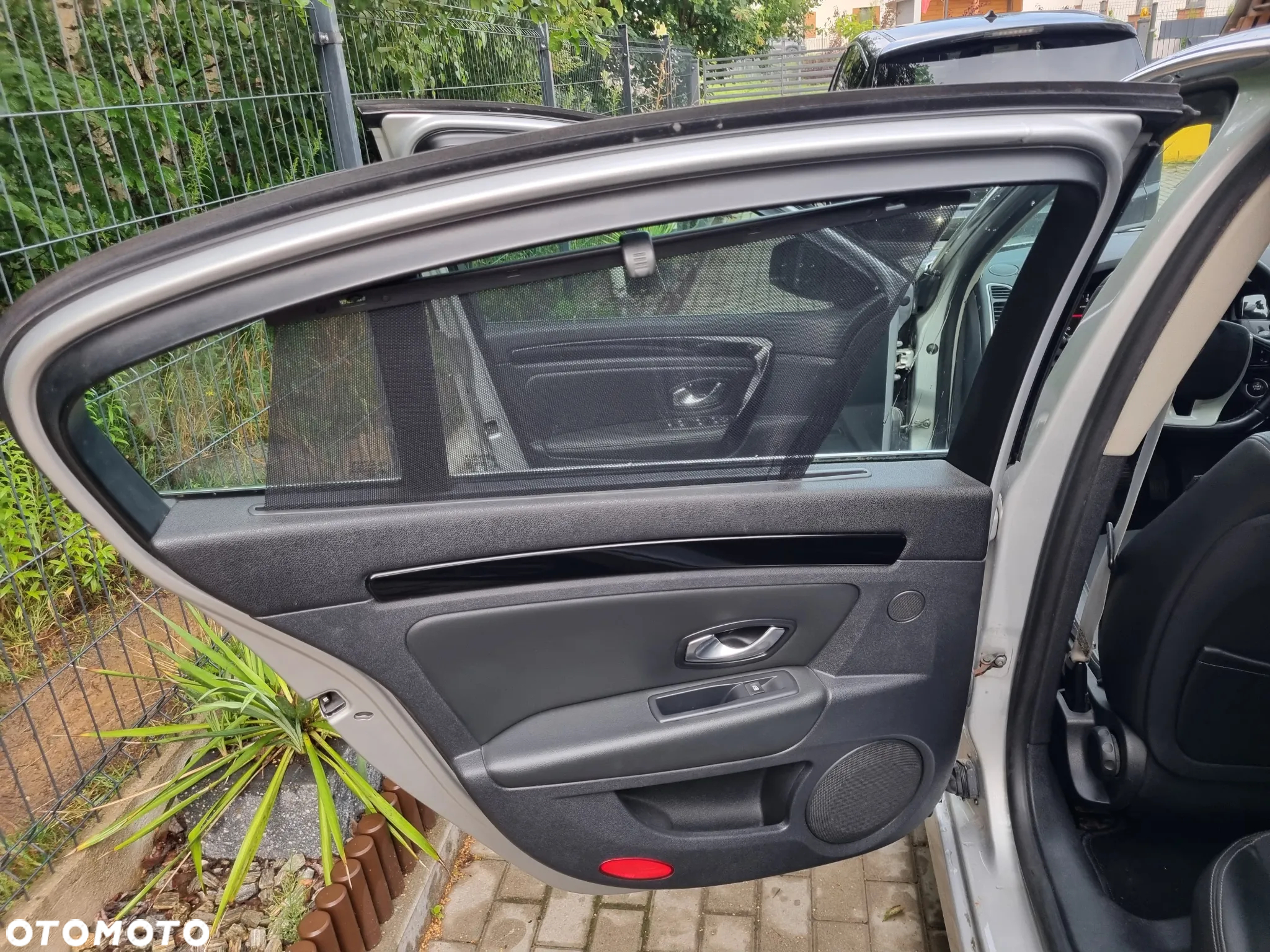 Renault Laguna 2.0 dCi Bose Edition - 21
