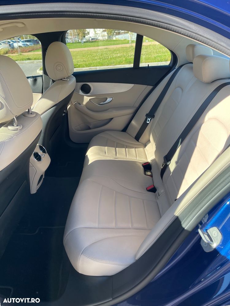 Mercedes-Benz C 220 (BlueTEC) d 7G-TRONIC Avantgarde - 13