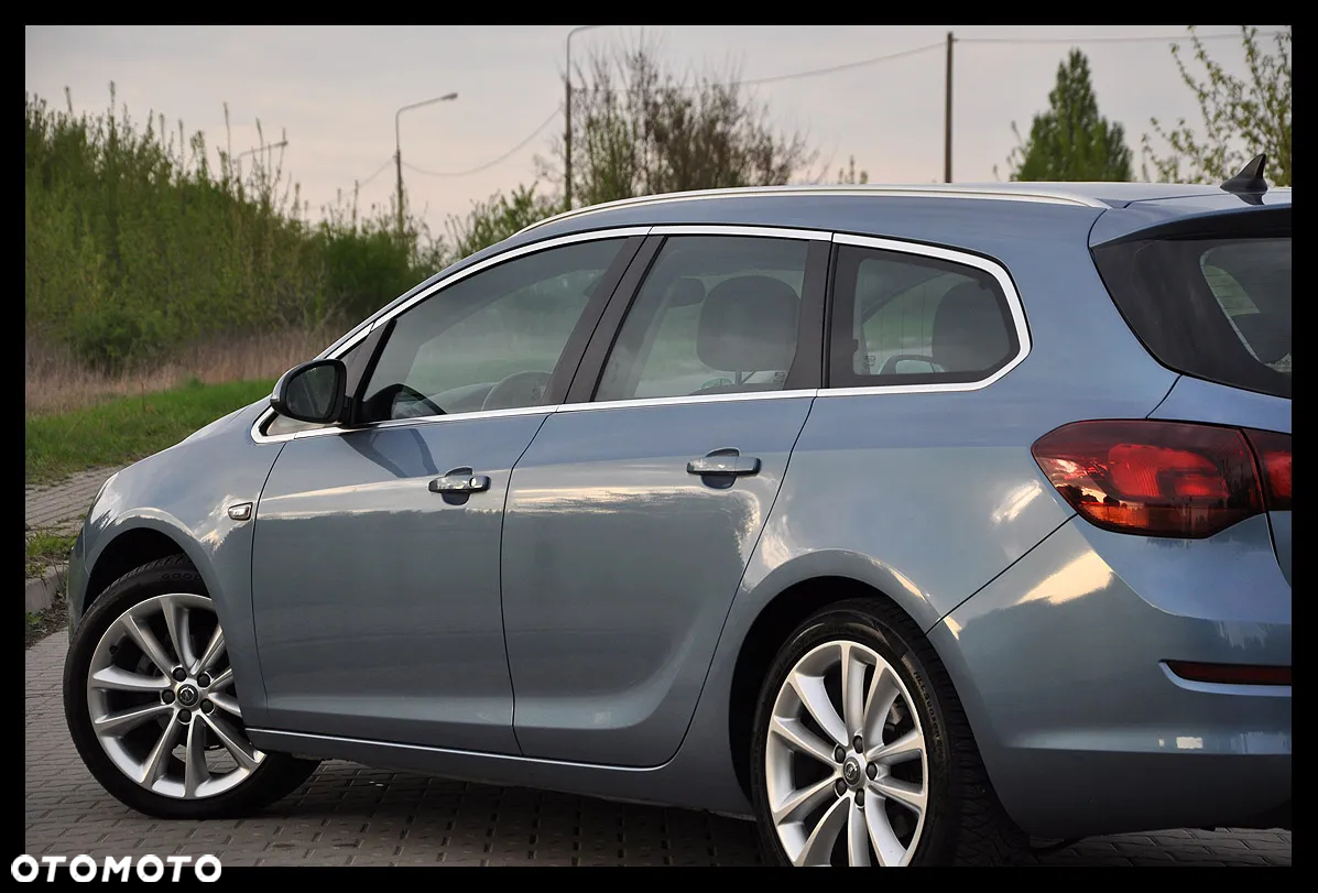 Opel Astra 1.4 Turbo Innovation - 11