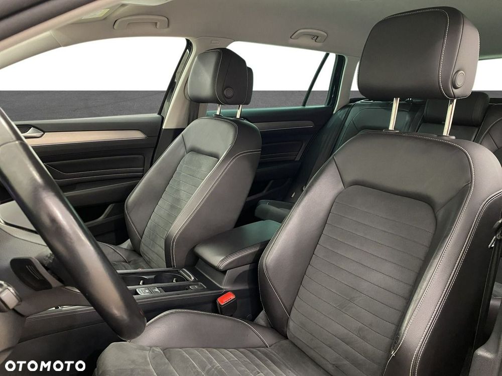 Volkswagen Passat - 23