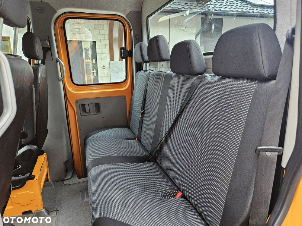 Mercedes-Benz Sprinter - 10