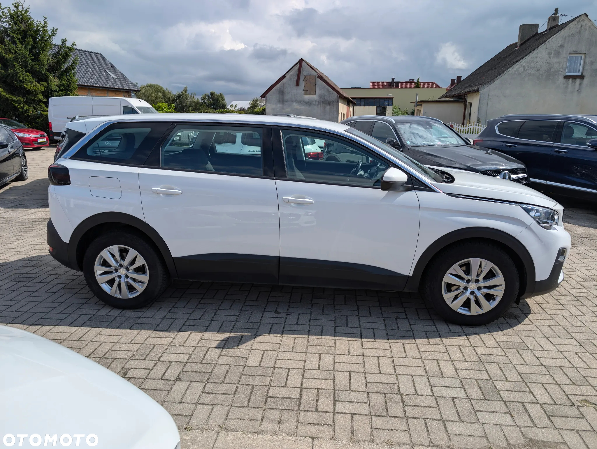 Peugeot 5008 1.2 PureTech Active Pack S&S - 40