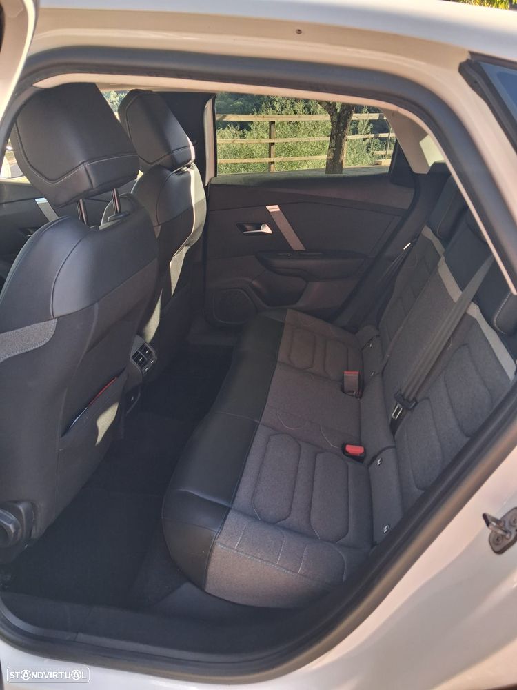 Citroën C4 X - 6