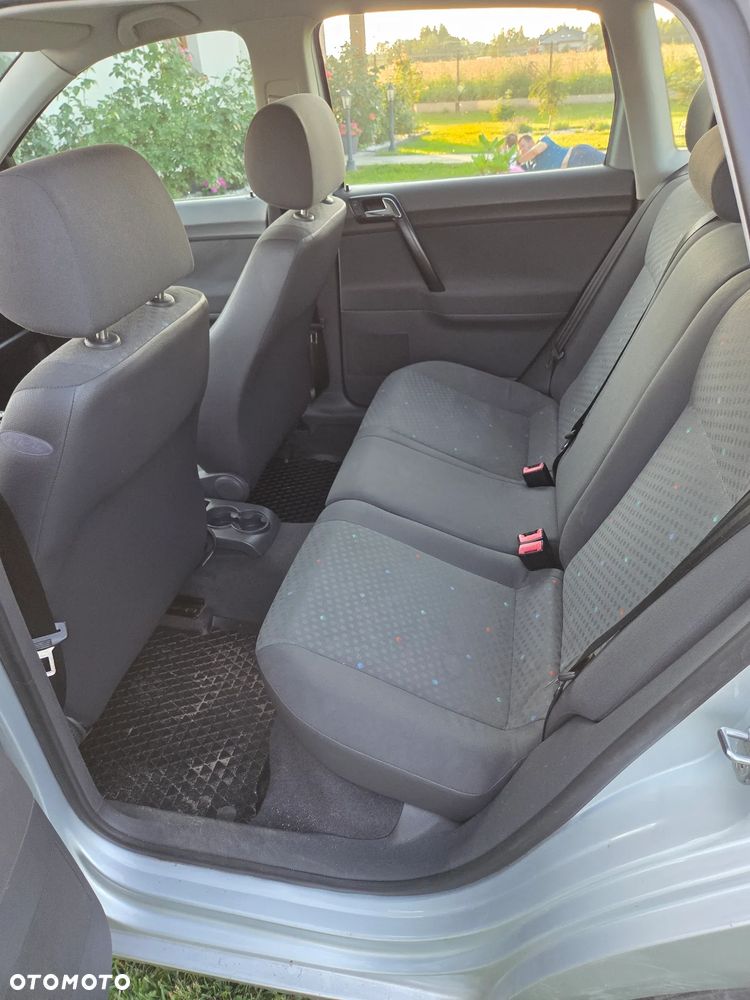 Volkswagen Polo 1.2 12V Comfortline - 12