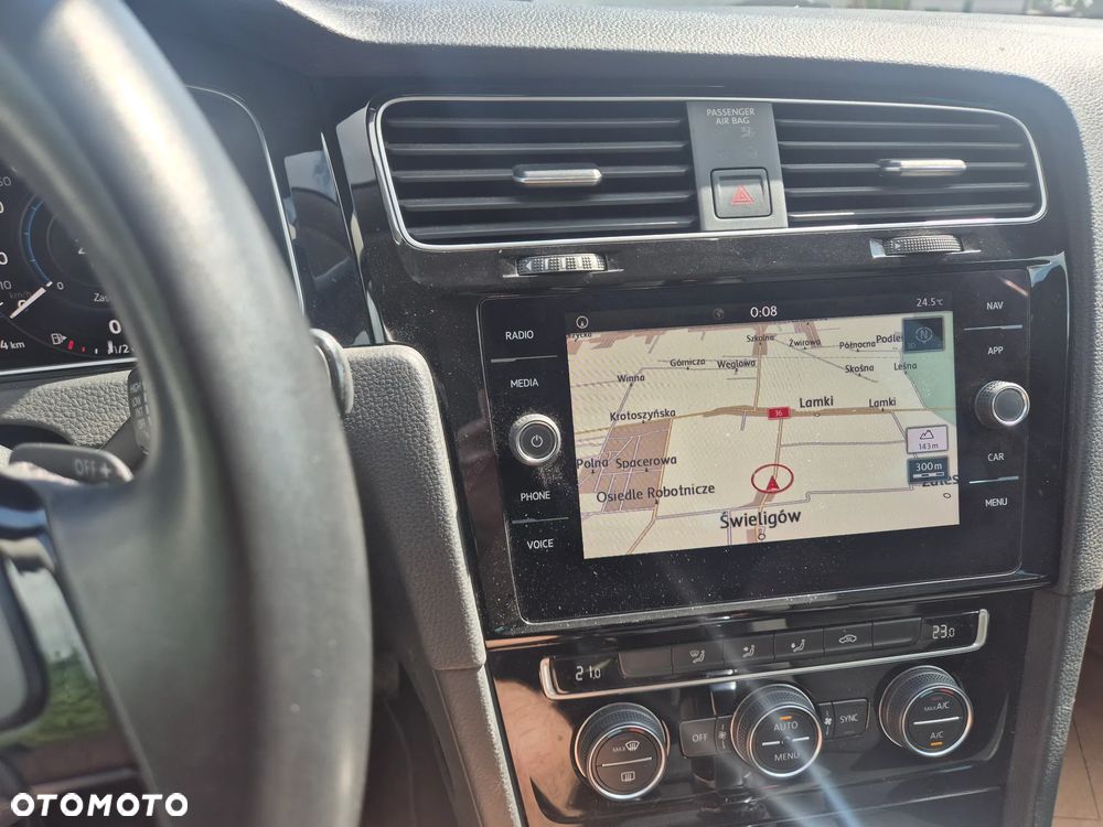 Volkswagen Golf 1.5 TSI ACT OPF BlueMotion DSG Comfortline - 5
