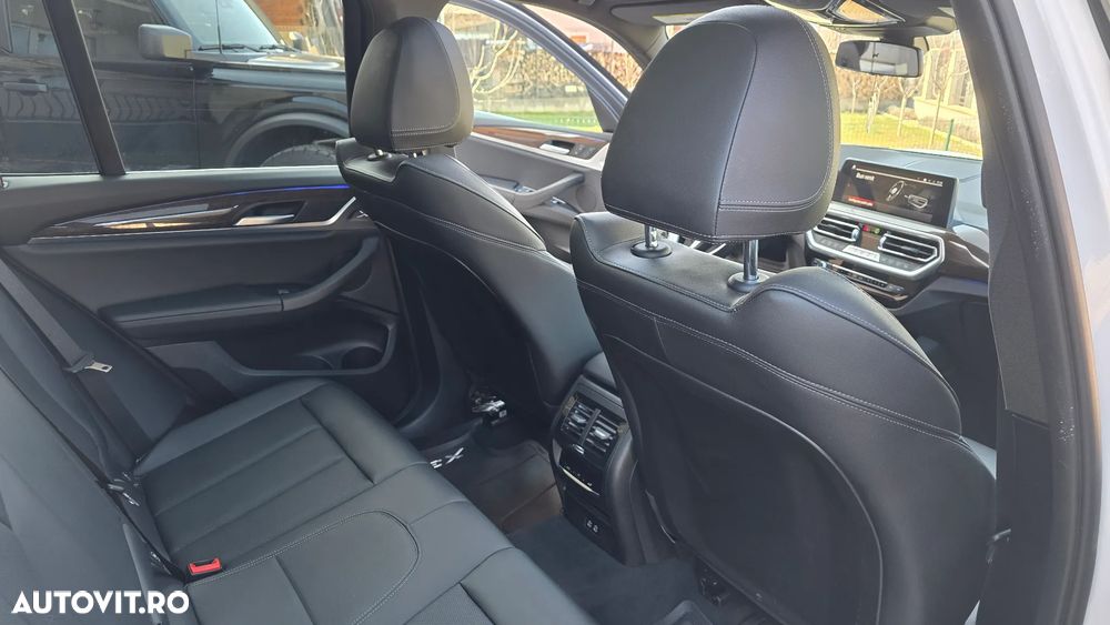 BMW X3 xDrive30i AT Luxury Line - 11