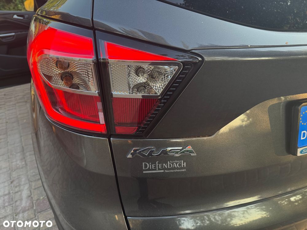 Ford Kuga 1.5 EcoBoost 4x4 Business Edition - 31