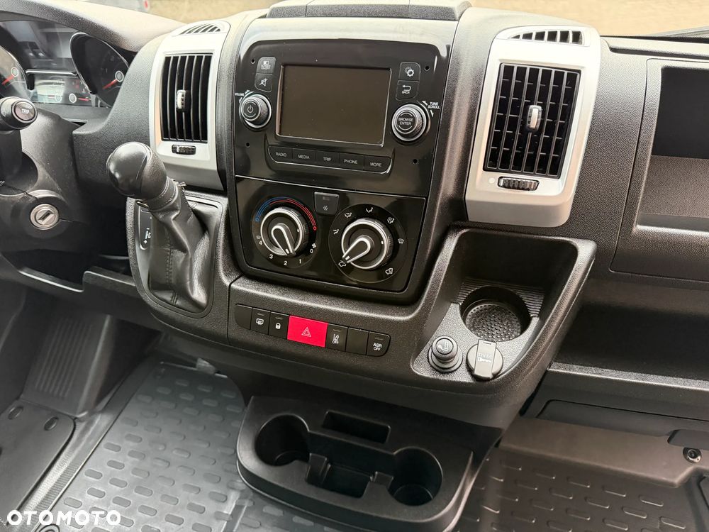 Fiat Ducato 2,3 L4H3 - 32