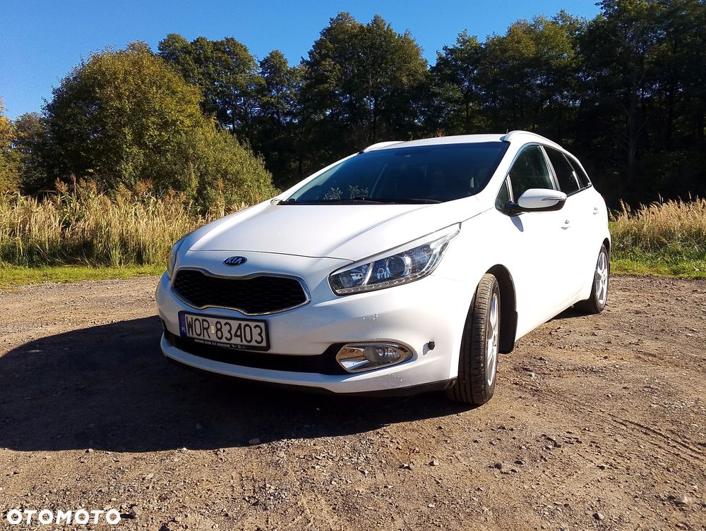 Kia Ceed 2015 photo 4