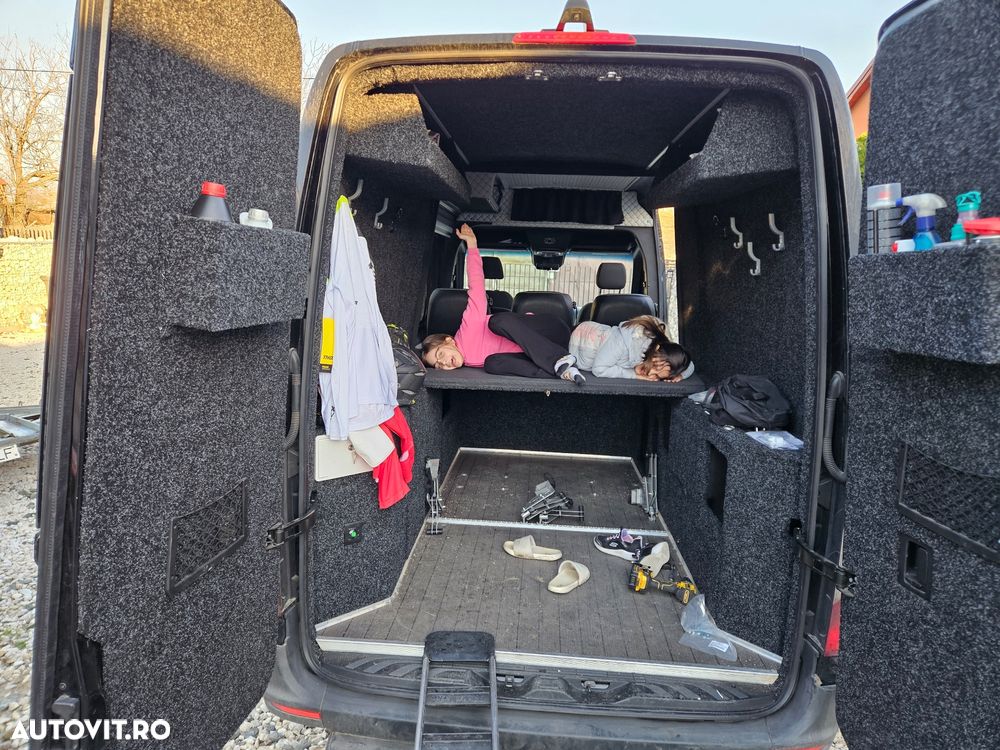 Mercedes-Benz Sprinter - 8