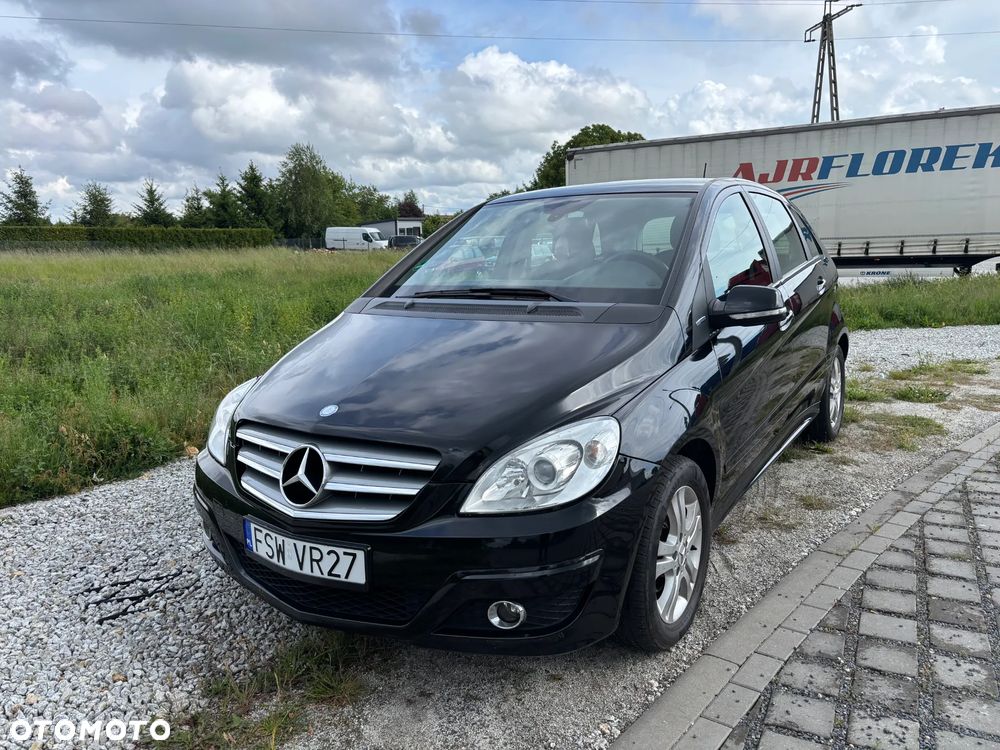 Mercedes-Benz Klasa B 180 - 11