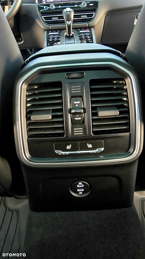 Porsche Macan GTS - 21