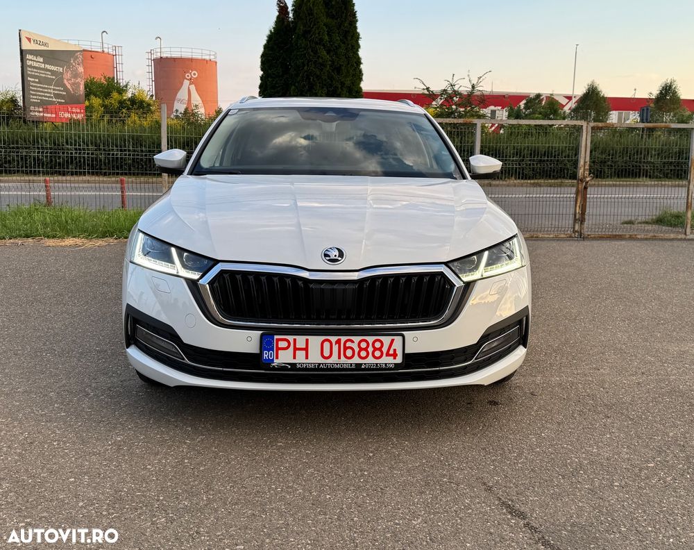 Skoda Octavia 2.0 TDI STYLE DSG - 2