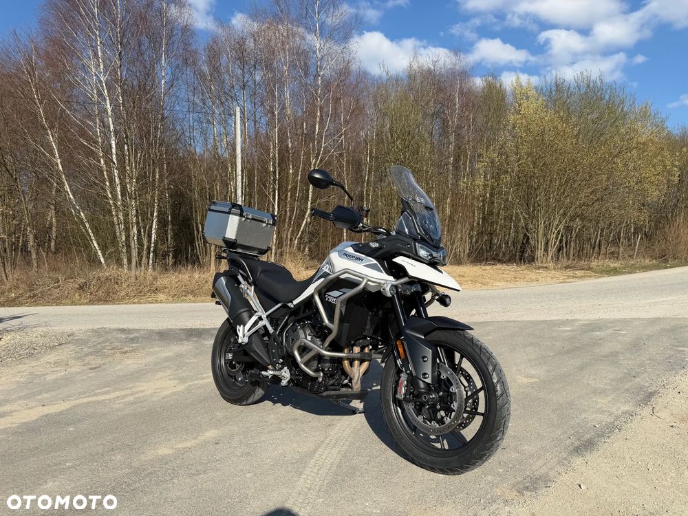 Triumph Tiger - 2