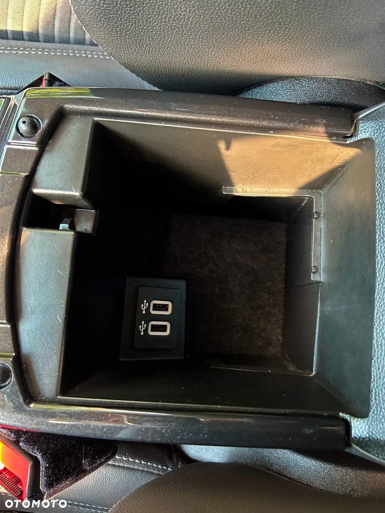 Ford Kuga 1.5 EcoBoost 2x4 Titanium - 29