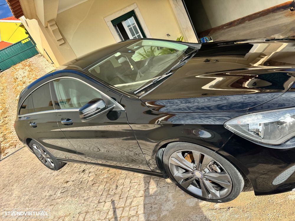 Mercedes-Benz CLA 180 d Shooting Brake Urban - 3