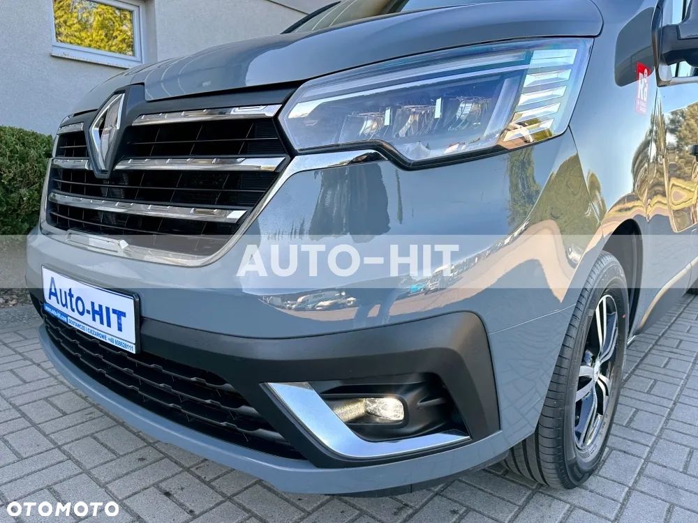 Renault Trafic - 15