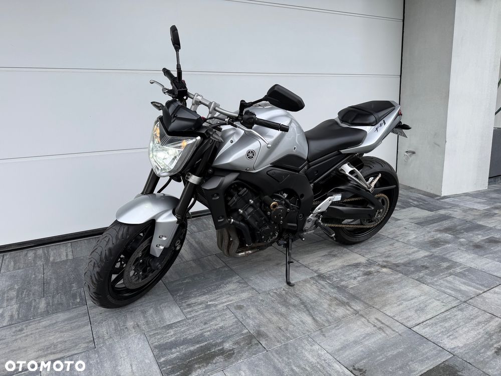 Yamaha FZ - 5