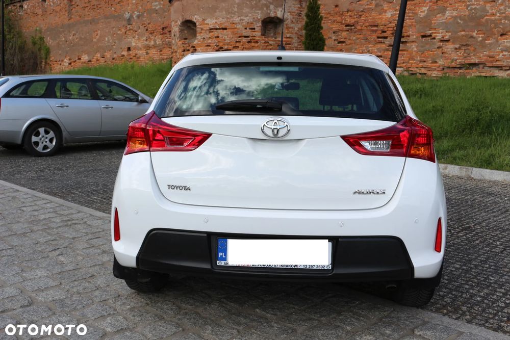 Toyota Auris 1.4 D-4D Active - 5