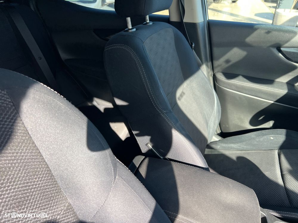 Nissan Qashqai 1.5 dCi Tekna Premium - 22