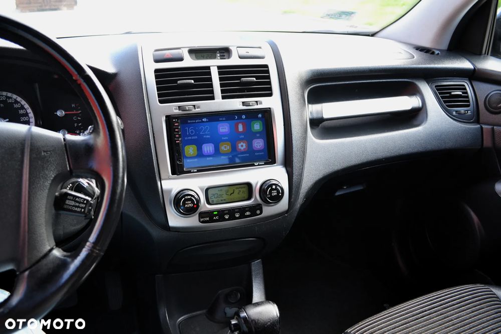 Kia Sportage 2.0 CRDi Freedom - 16