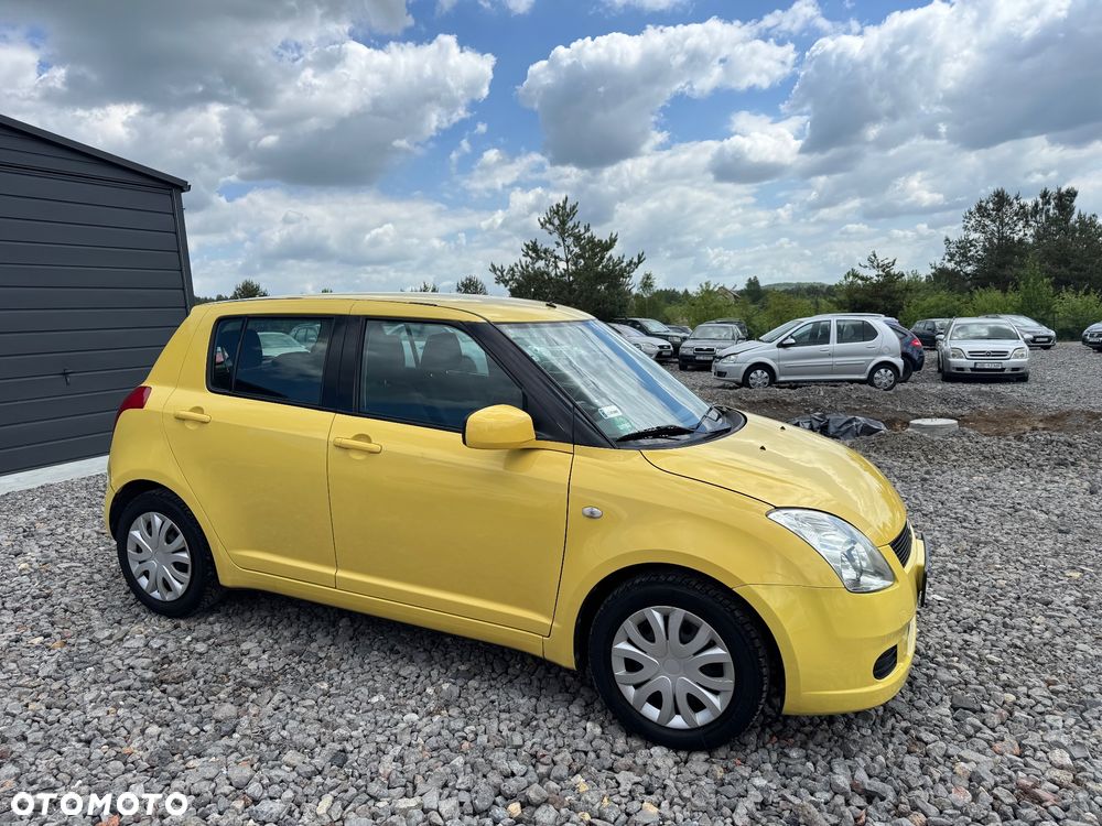Suzuki Swift 1.3 JB Edition - 2